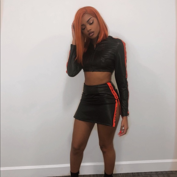 Black matching skirt set - Picture 3 of 3